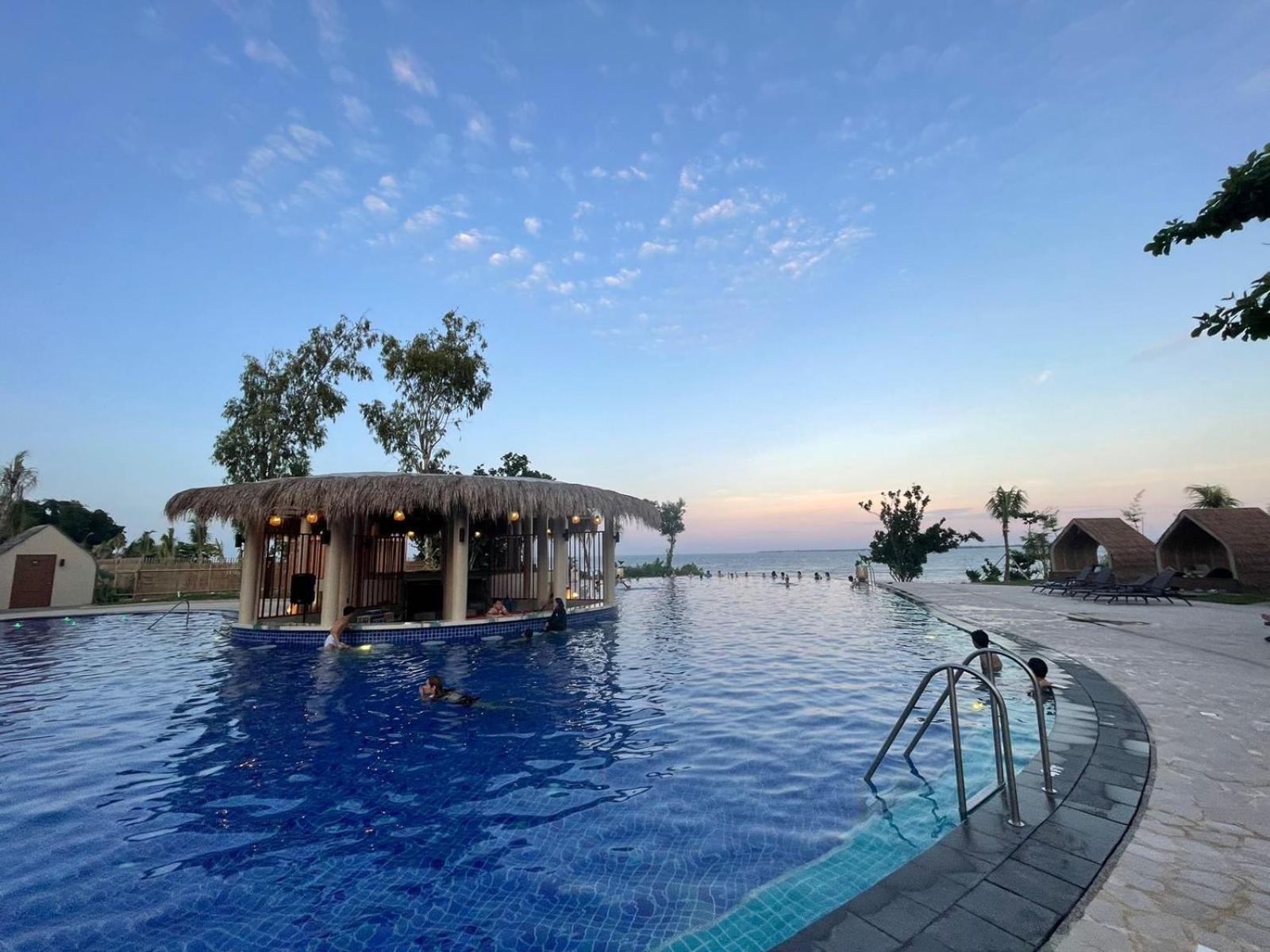 Mactan Newtown 8 Boulevard Deluxe Punta Engaño Exteriör bild
